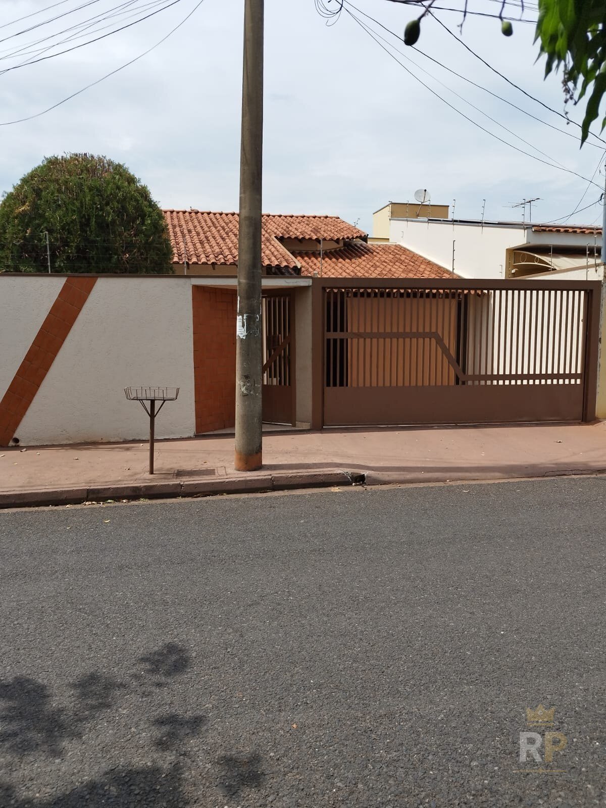 FACHADA — Casa à Venda no Jardim Alice em São José do Rio Preto