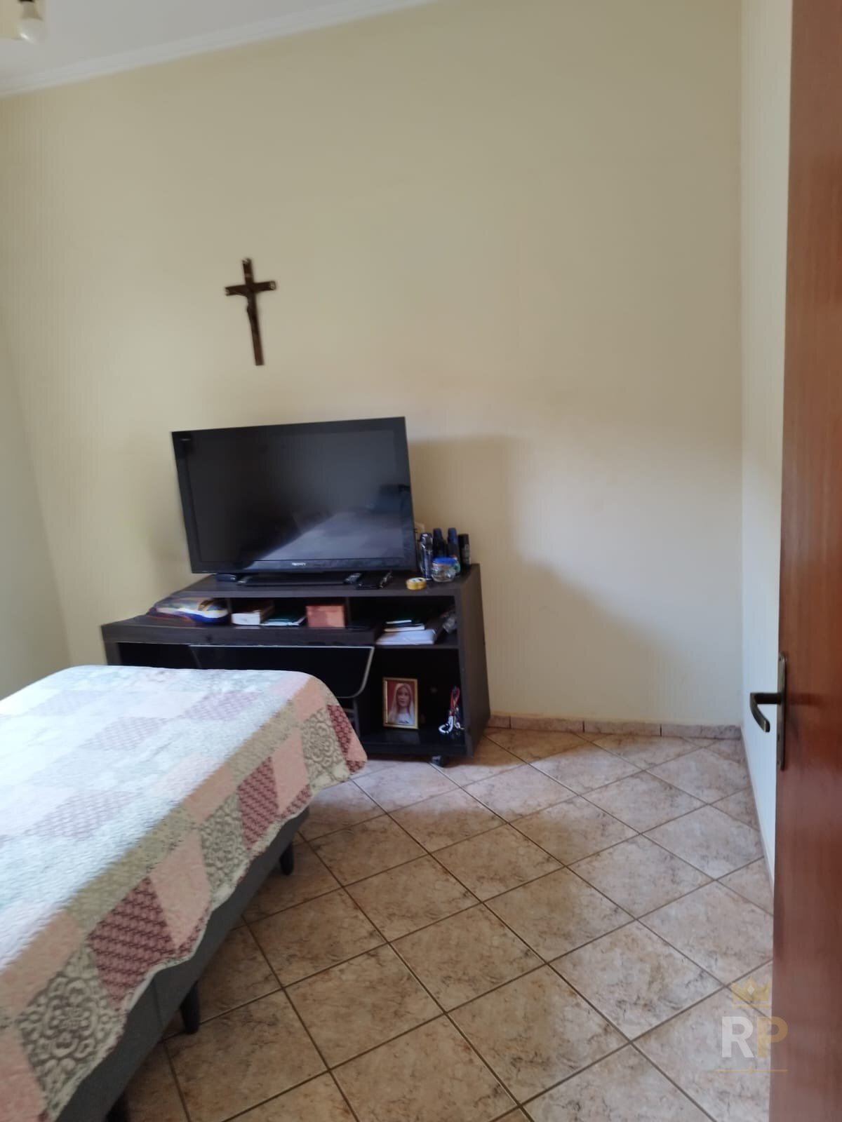 DORMITÓRIO — Casa em São José do Rio Preto